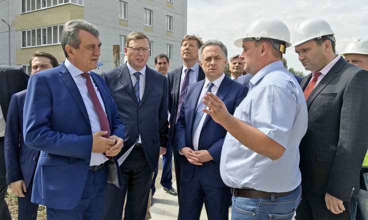 Рабочая_поездка_Омск_объекты_строительства