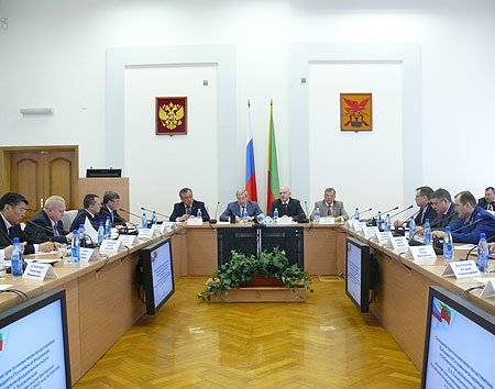 Во время совещания о ходе выполнения Указов Президента РФ от 7 мая 2012 г.