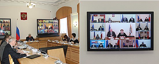 Участники видеоконференции