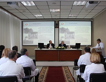 Полпред: именно возможность получения комплексной медицинской помощи выделяет «Дорожную клиническую больницу» из числа других медицинских центров города