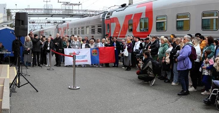 В Томске для участников промотура была организована обширная автобусно-пешеходная экскурсия «Томск – столица Губернии»