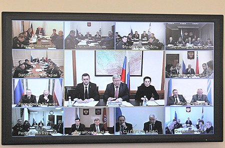 Полпред: угрозе паводка и лесных пожаров в большей или меньшей степени подвержены все регионы Сибири, но мы должны вместе противостоять природным катаклизмам