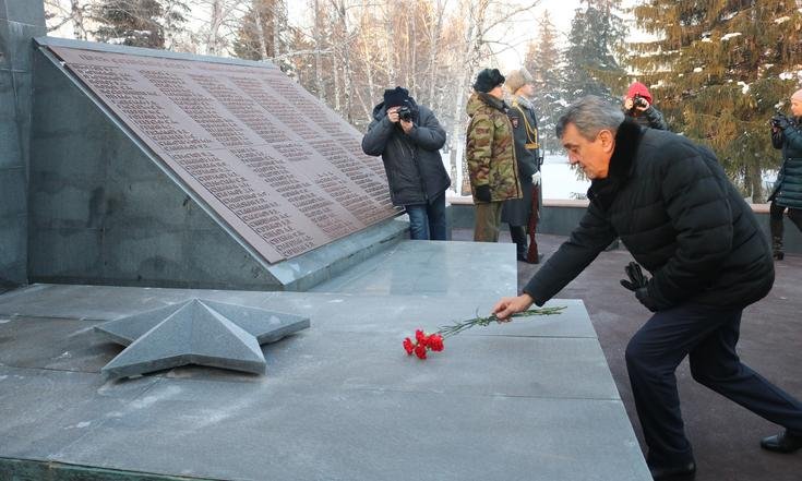 Барнаул_возложение