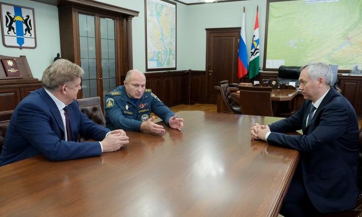 Встреча А.Серышев, А.Куренков, А.Травников