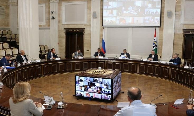 Совещание_Фальков_трудоустройство_выпускников