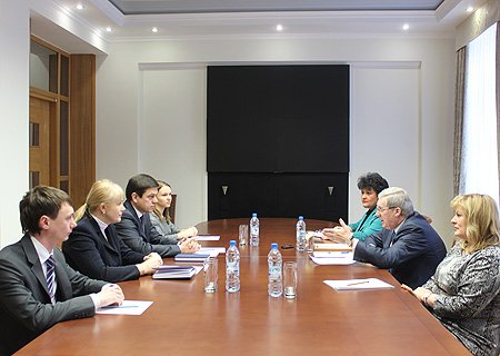 Виктор Толоконский встретился с сотрудниками представительства Министерства иностранных дел Российской Федерации в г. Новосибирске