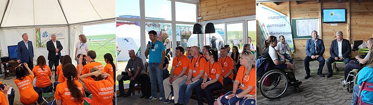 Полпред ознакомился с работой площадок форума