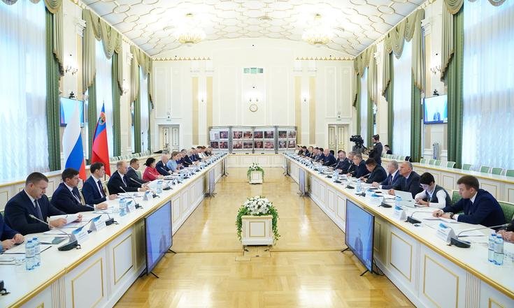 Использованы фотографии пресс-центра Администрации Правительства Кузбасса, автор Константин Полюцкий