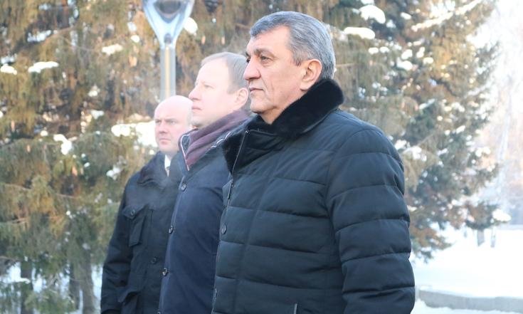 Барнаул_возложение