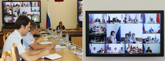 Участники видеоконференции