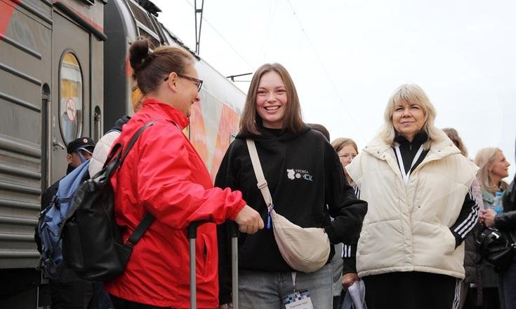 В Томске для участников промотура была организована обширная автобусно-пешеходная экскурсия «Томск – столица Губернии»