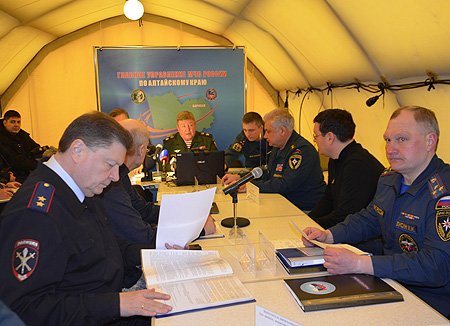 Полномочный представитель провел заседание Комиссии по чрезвычайным ситуациям Алтайского края