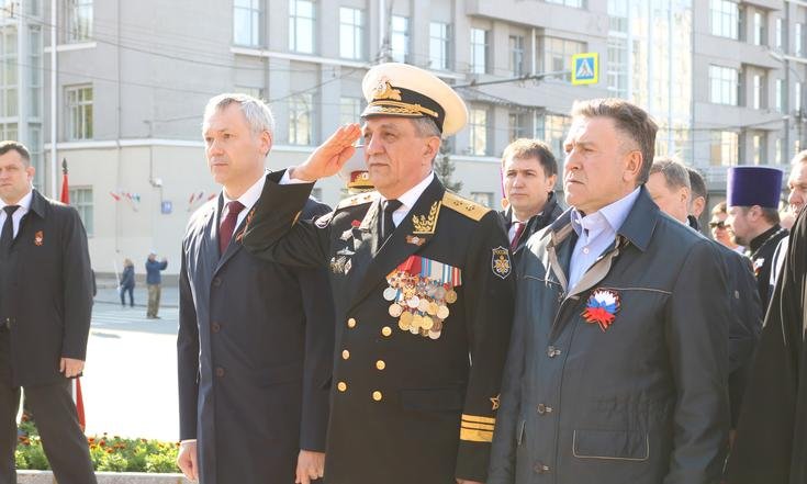 Возложение_бюст_А.И.Покрышкин
