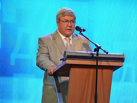 Нужно обеспечить стабильное продвижение сибирских товаров на российский и международный рынки - полномочный представитель