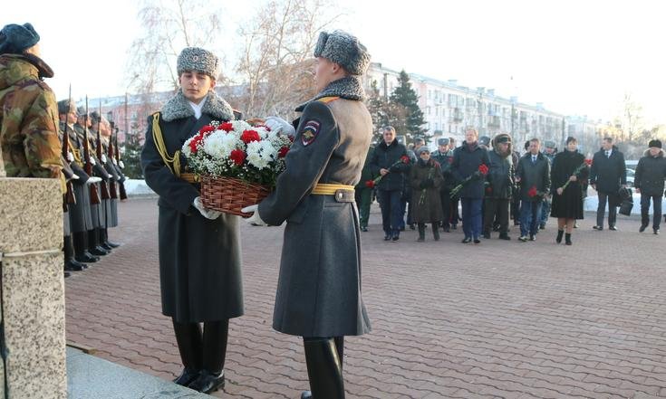 Барнаул_возложение
