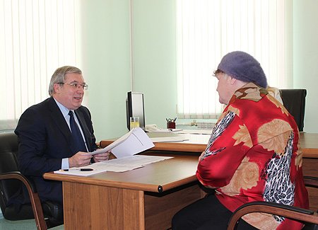 Виктор Толоконский провел личный прием граждан по обращениям в приемную Президента России в Омской области