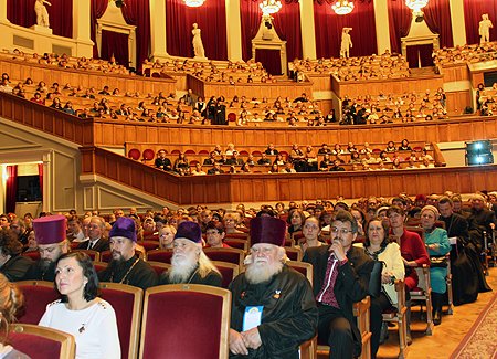 Сергий Радонежский почитается Русской православной церковью в лике святых как преподобный и считается величайшим подвижником Русской земли