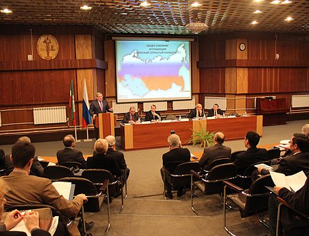 Определяющим фактором успешного развития государства и общества является интеграция науки, образования, экономики и производства - полпред