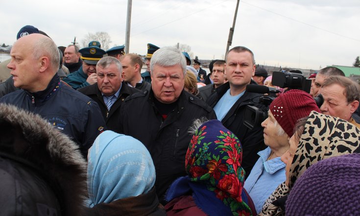 Полномочный представитель встретился с жителями села Большие Уки Омской области