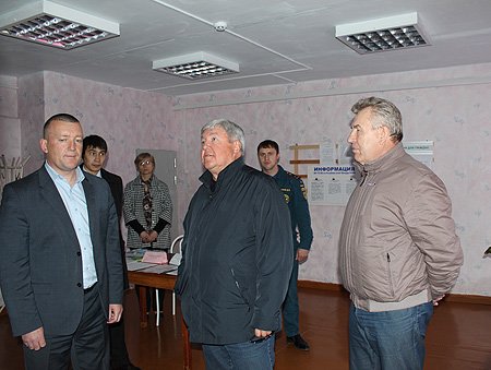 В ходе посещения пункта временного  размещения пострадавших от наводнения