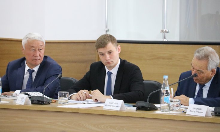 Совет_округа_Кызыл_2