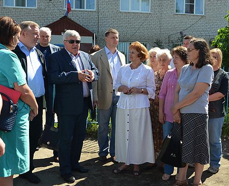 Николай Рогожкин: только совместными усилиями мы сможем решить те проблемы, с которыми сегодня столкнулся регион