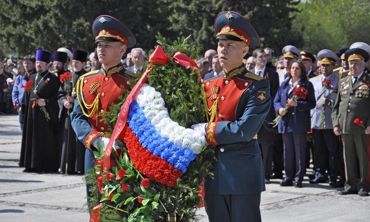 возложение_Монумент_Славы