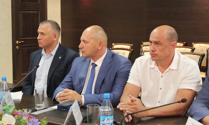 Хакасия_встреча_политпартии