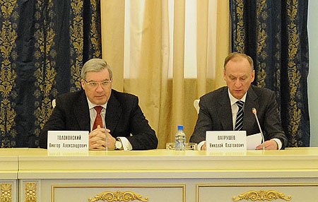 Полномочный представитель Президента РФ в СФО Виктор Толоконский и Секретарь Совета Безопасности РФ Николай Патрушев
