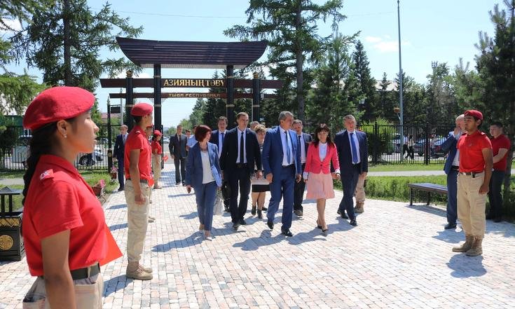 Встреча с молодежью Тывы