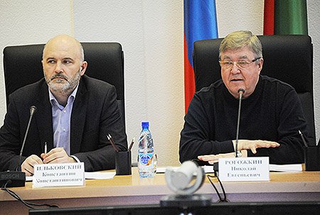 В ходе совещания (фото предоставлено пресс-службой Правительства Забайкальского края)