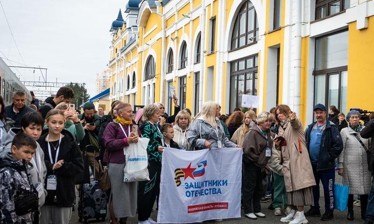 В Томске для участников промотура была организована обширная автобусно-пешеходная экскурсия «Томск – столица Губернии»